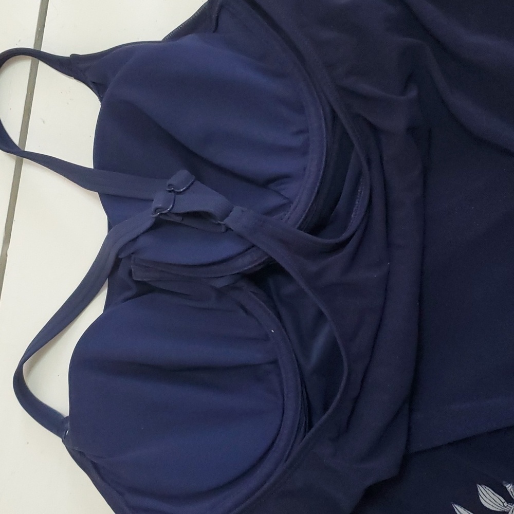 COCO REEF TANKINI SIZE 34DD - Picture 9 of 13